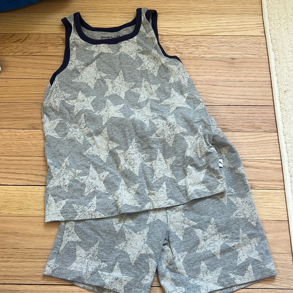 Tommy Bahamas 5/6 size small boys matching set shorts and tank star pattern